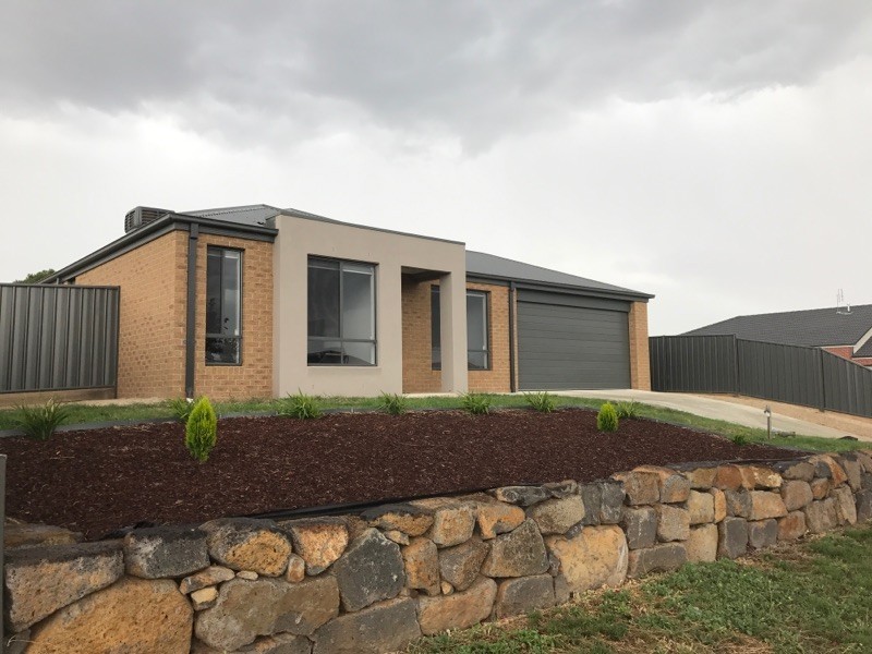 72 Warren Street, Kyneton VIC 3444