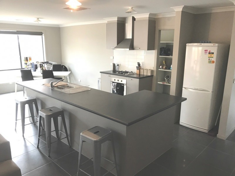 72 Warren Street, Kyneton VIC 3444