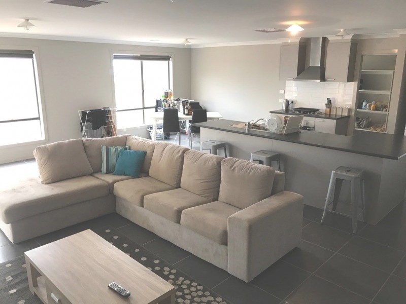 72 Warren Street, Kyneton VIC 3444