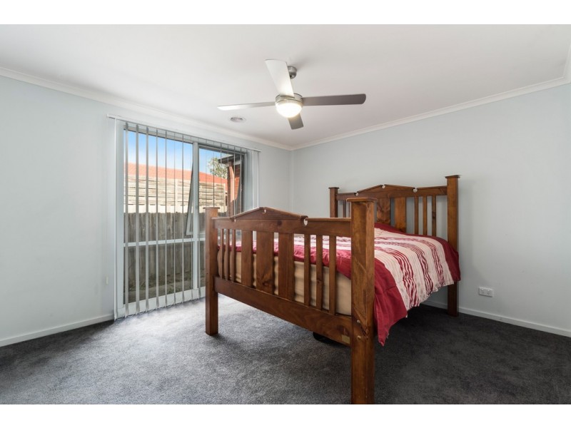 15 Vista Close, Gisborne VIC 3437