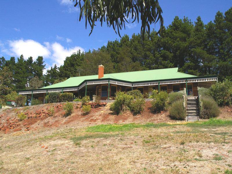 206 Mt. Gisborne Rd, Gisborne VIC 3437