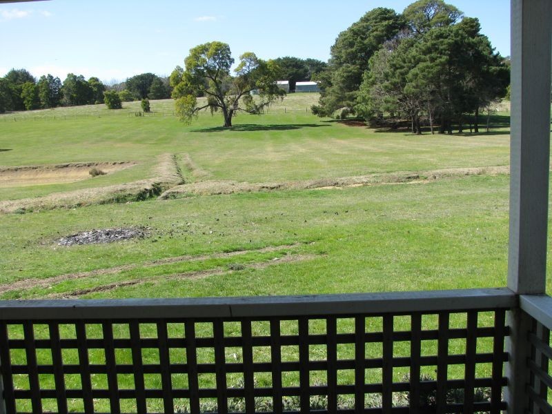 15 Washington Lane, Woodend VIC 3442