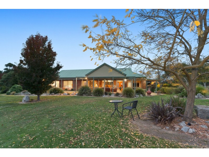 143 Gyro Close, Riddells Creek VIC 3431