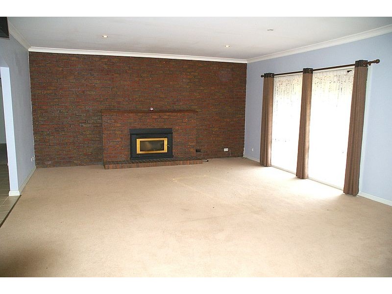 31 Tylden/Trentham Road, Tylden VIC 3444