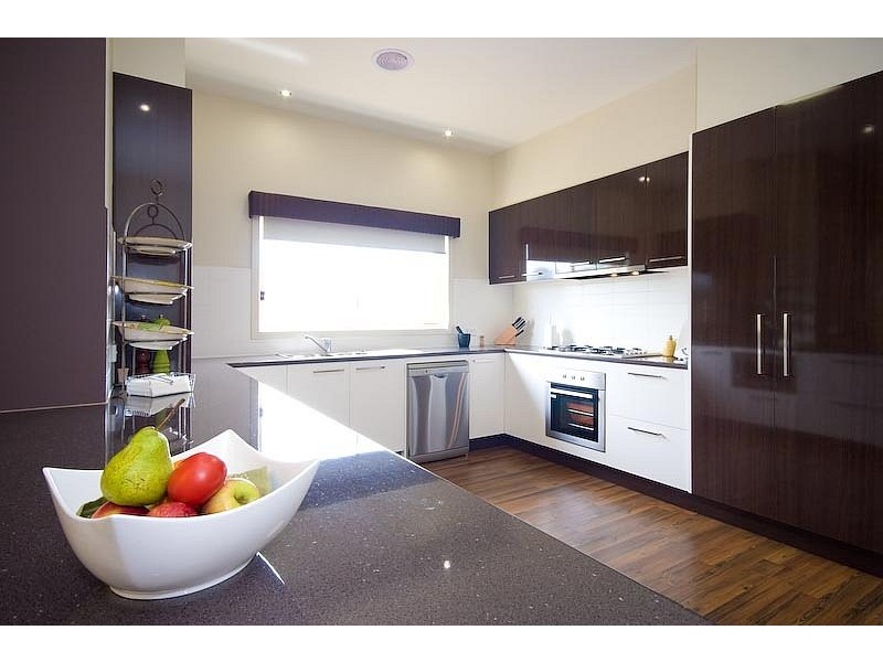 18 Pearce Crt, Gisborne VIC 3437