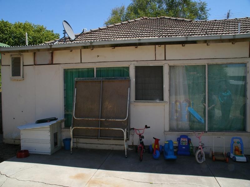 244 Station Road, New Gisborne VIC 3438