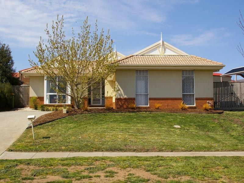 44 The Boulevard, Gisborne VIC 3437