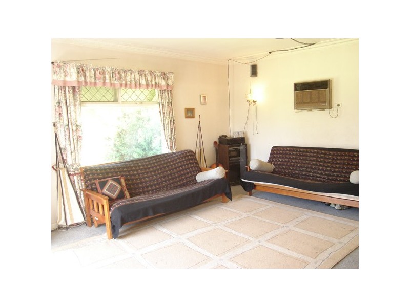 215 Duncans Lane, Diggers Rest VIC 3427