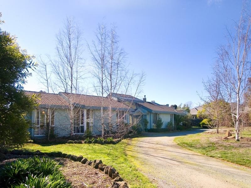 22 Fersfield Rd, Gisborne VIC 3437