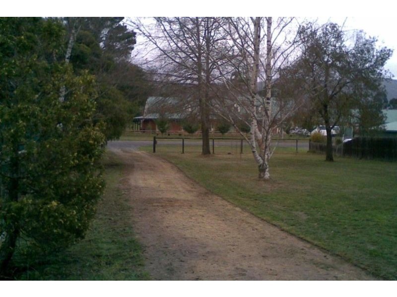 73 East Street, Woodend VIC 3442