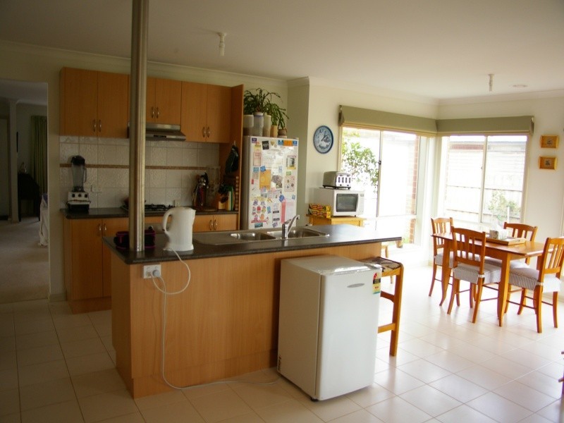 53 Sunnypark Close, Gisborne VIC 3437