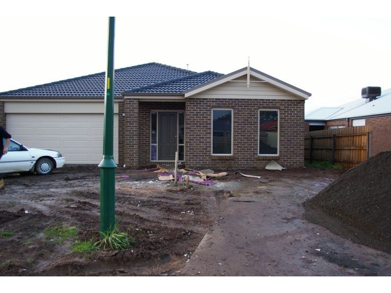 12 Mt Vista Close, New Gisborne VIC 3438