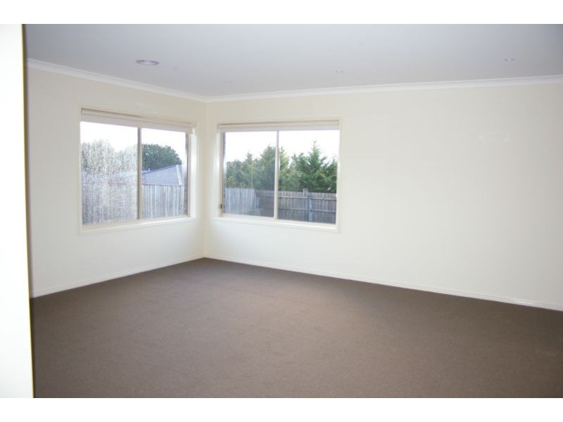 12 Mt Vista Close, New Gisborne VIC 3438