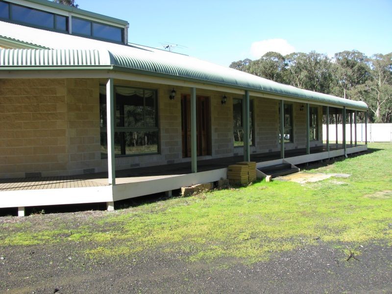 373 Ashbourne Road, Woodend VIC 3442