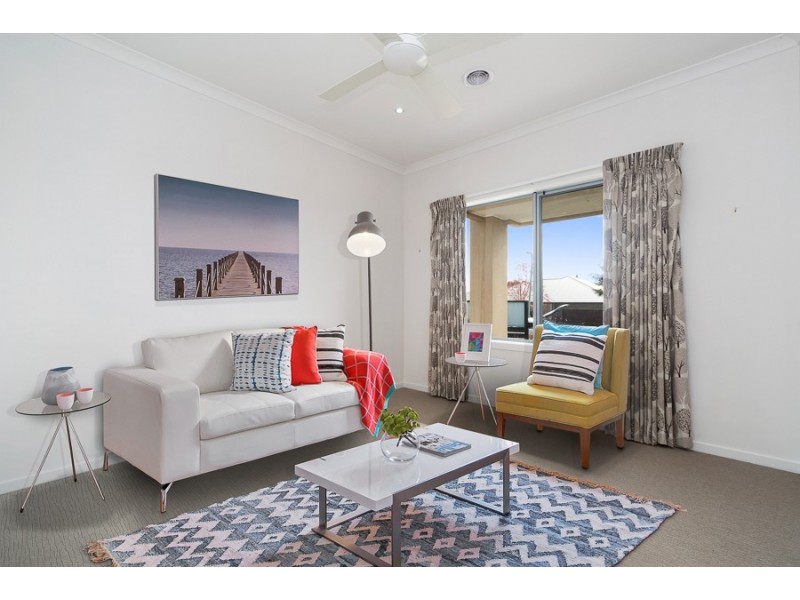 Unit 4, 7 Francis Crescent, Gisborne VIC 3437