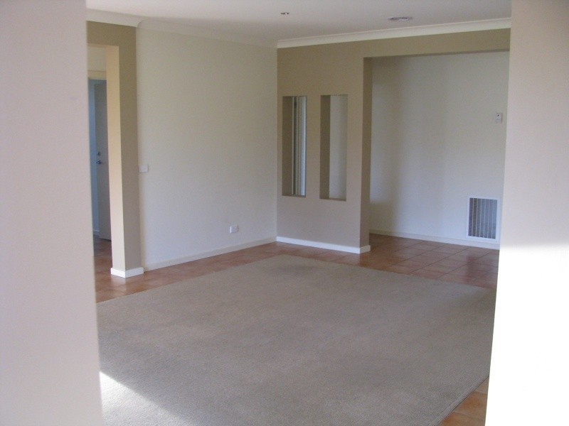 10 Pleasant View, Gisborne VIC 3437