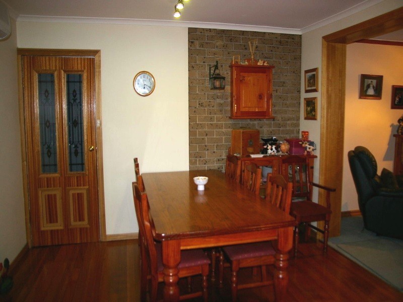 30 Grant Ave, Gisborne VIC 3437