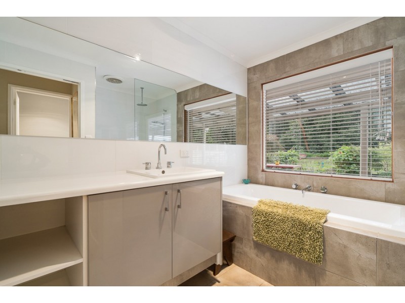 5 Barclay Place, Riddells Creek VIC 3431