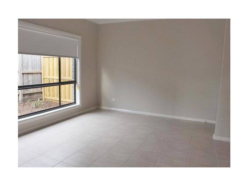 6/33 Calthorpe Street, Gisborne VIC 3437