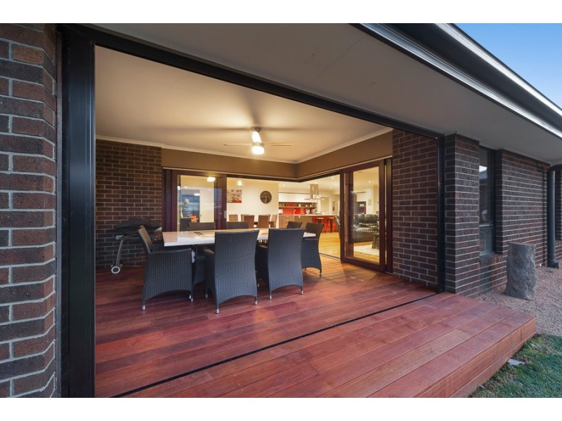 53 Bluegum Circuit, Riddells Creek VIC 3431