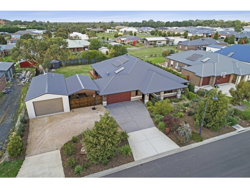 53 Bluegum Circuit, Riddells Creek VIC 3431