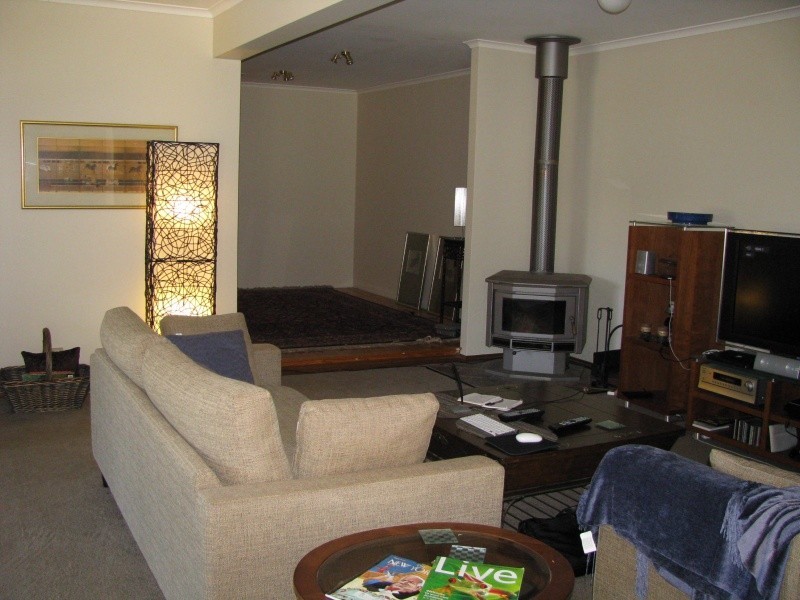 92 Hoburd Drive, Woodend VIC 3442