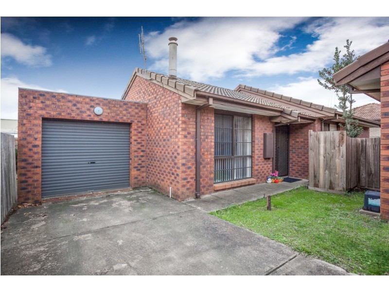 4/19 Urquhart street, Woodend VIC 3442