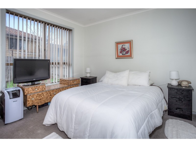 4/19 Urquhart street, Woodend VIC 3442