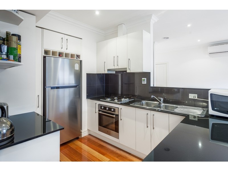 Unit 10, 9 Rodney Street, Gisborne VIC 3437