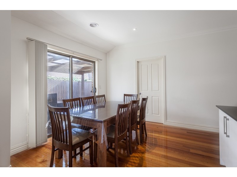 Unit 10, 9 Rodney Street, Gisborne VIC 3437