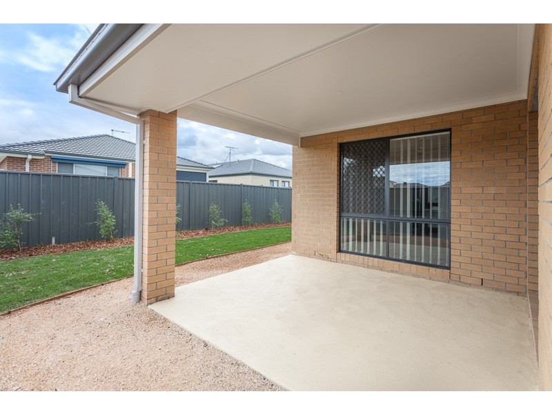 20 Bickley Street, Melton West VIC 3337