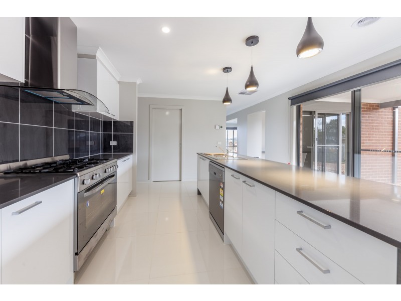 3 Finnigan Road, Gisborne VIC 3437