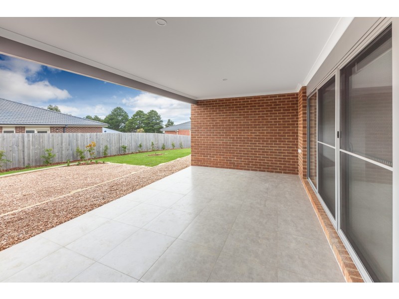 3 Finnigan Road, Gisborne VIC 3437