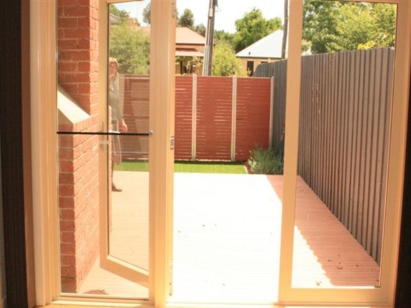 1/41  Simpson Street, Kyneton VIC 3444