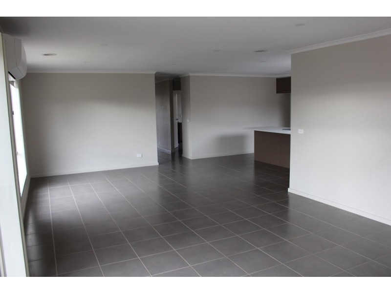 5 Lampton Way, Sunbury VIC 3429