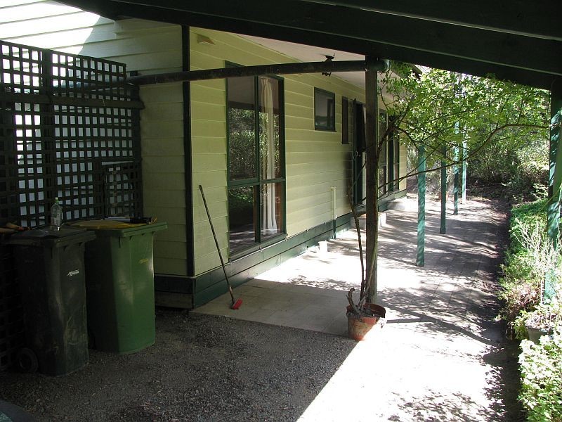 77 Ryans Road, Woodend VIC 3442