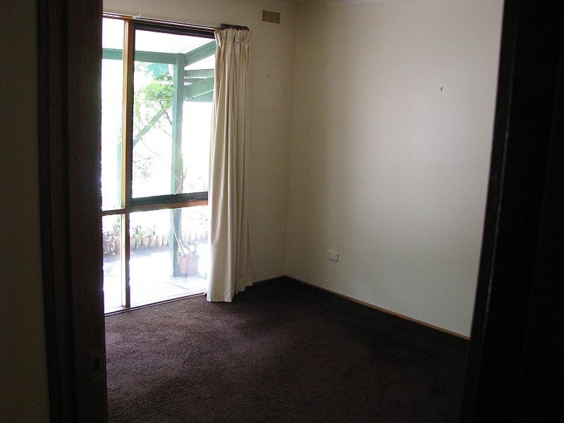 77 Ryans Road, Woodend VIC 3442