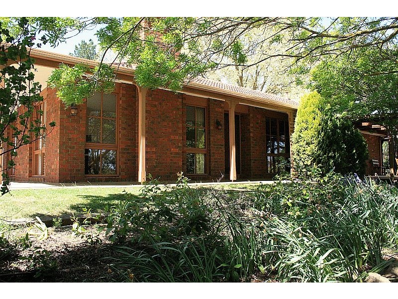 7 Clarke Crescent, Kyneton VIC 3444