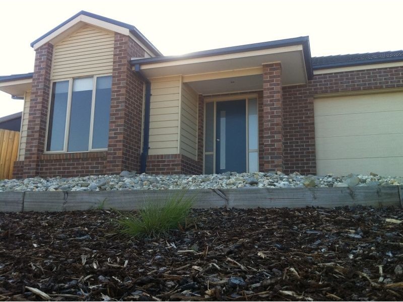 13  Larter Crt, Riddells Creek VIC 3431