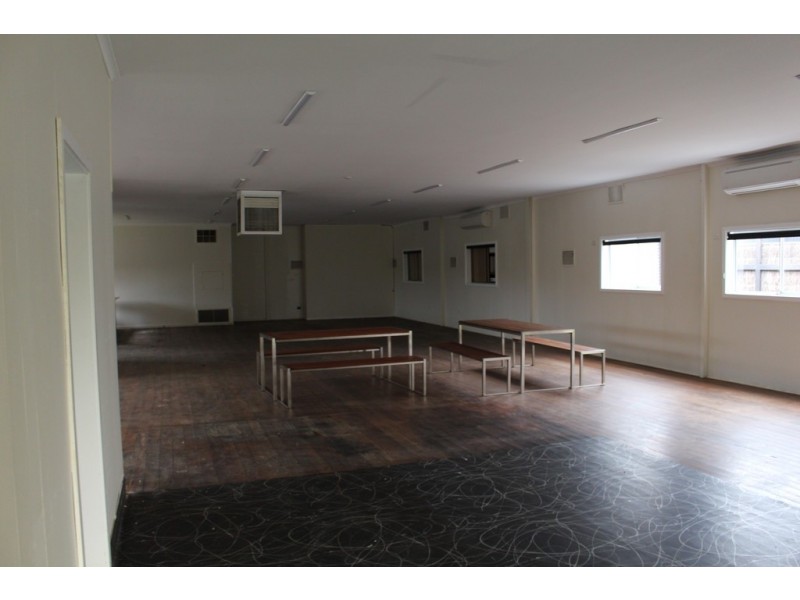 63 Urquhart Street, Woodend VIC 3442