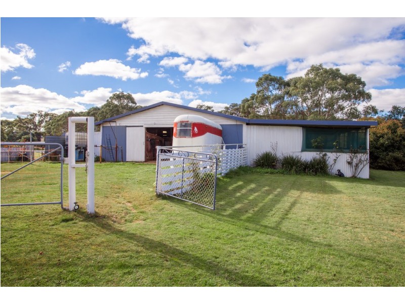 138 Walsh Road, Bullengarook VIC 3437