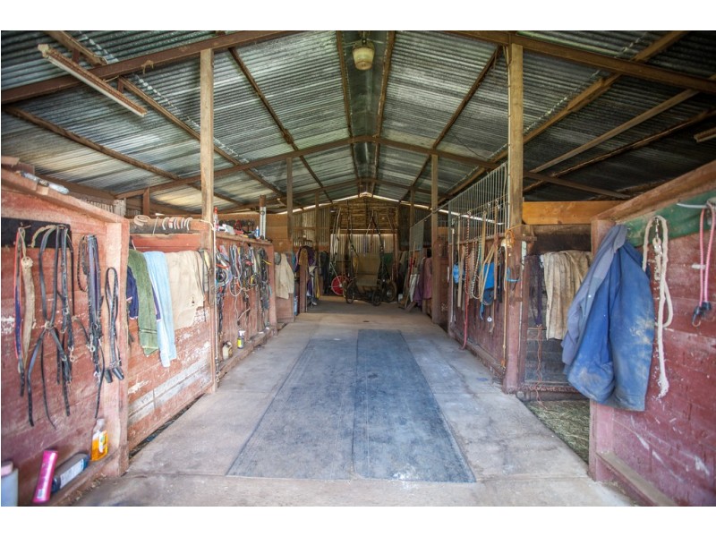 138 Walsh Road, Bullengarook VIC 3437