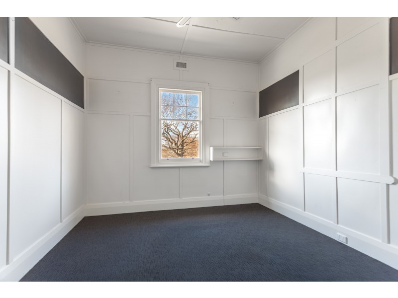 44 Hamilton Street, Gisborne VIC 3437