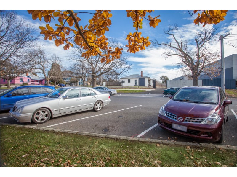 44 Hamilton Street, Gisborne VIC 3437