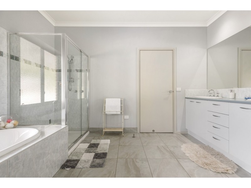 14 Choice Place, Gisborne VIC 3437