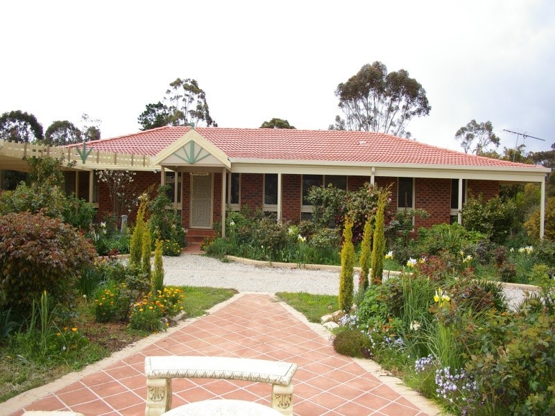 112 Gap Rd, Riddells Creek VIC 3431