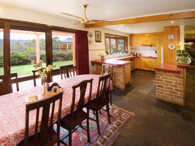 331 Hobbs Rd, Bullengarook VIC 3437
