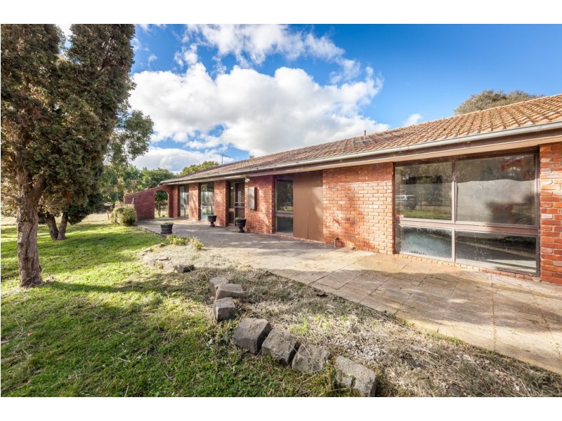 46 Heather Road, Gisborne VIC 3437