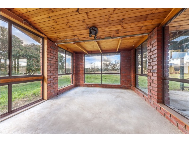 46 Heather Road, Gisborne VIC 3437