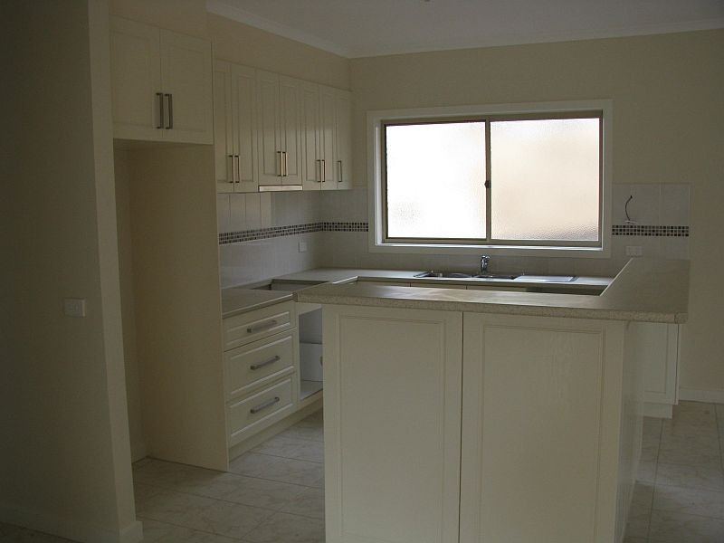 2/71  Aitken Street, Gisborne VIC 3437
